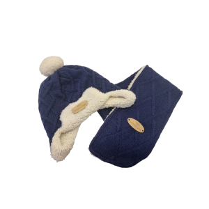 Set da bambino sciarpa e cappello con copri orecchie