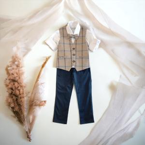 Completo bambino gilet quadri+ camicia+papillon+pantalone lungo beige