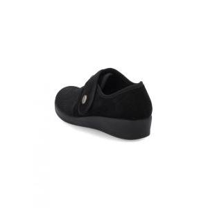 Pantofole elasticizzate chiuse da donna