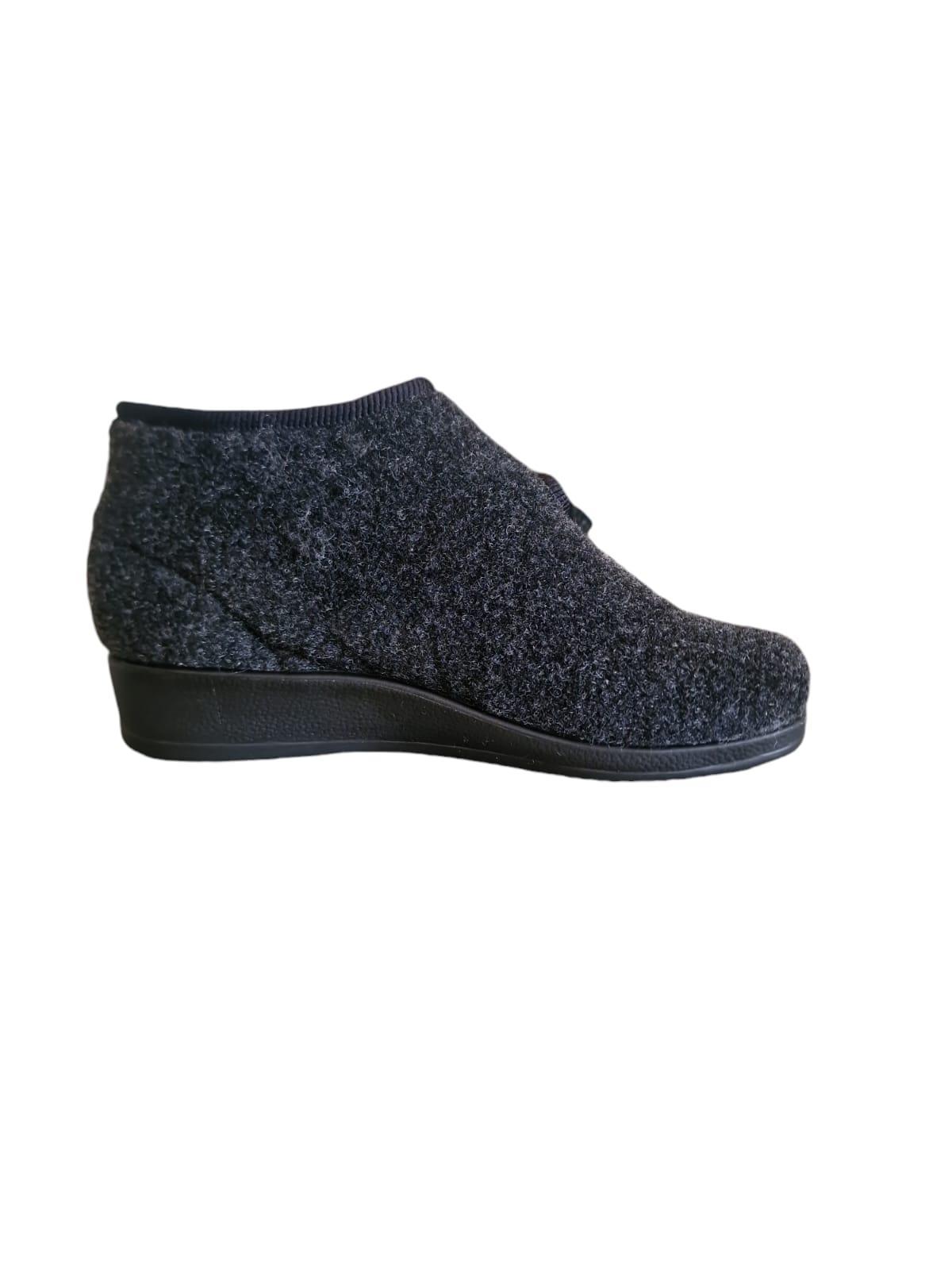 Pantofole chiuse in vera lana da donna Fly Flot