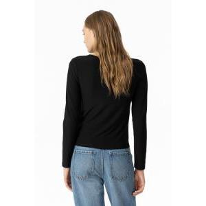 Maglia moda donna dettaglio in metallo  nero