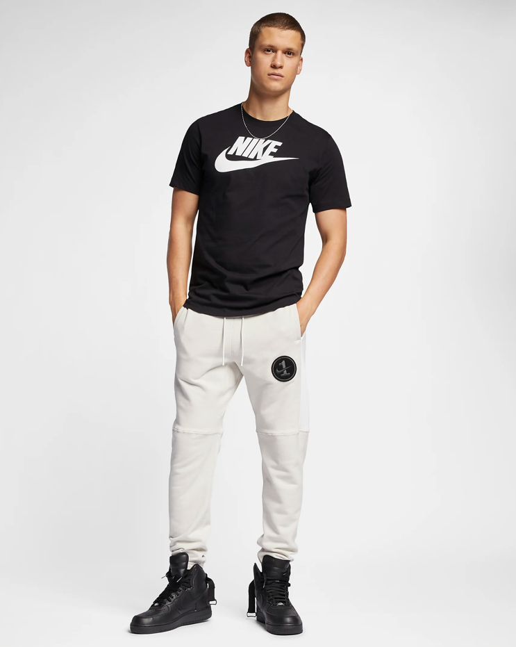 T-shirt Nike Sportswear da uomo nero